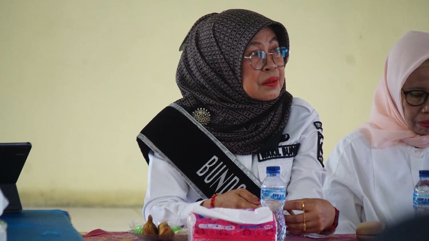 Pimpin Apel Gabungan di Sungai Rumbai, Wabup Leli Arni Dorong Disiplin dan Etos Kerja