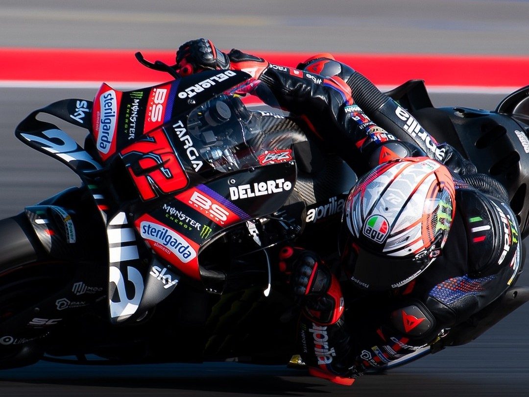 Aprilia Rajai Mandalika! Bezzecchi Juara MotoGP Indonesia, Empat Besar Disapu Bersih