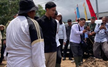 Tepat Sebulan Musibah Longsor Arosuka,Pengurus Yayasan TK dan SD Islam Sarbainah Ajak Warga Perkokoh Keimanan